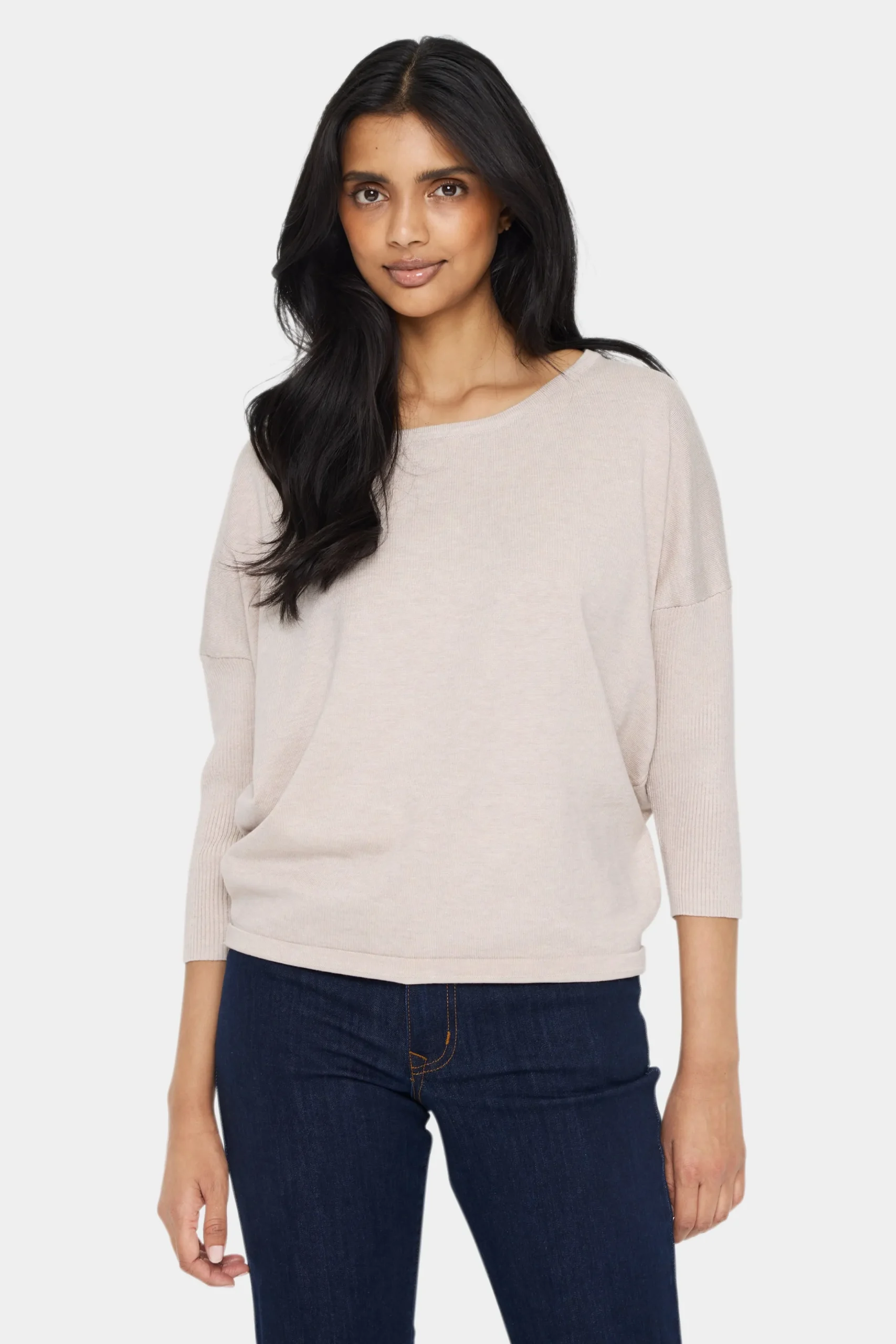 MilaSZ R-Neck Pullover